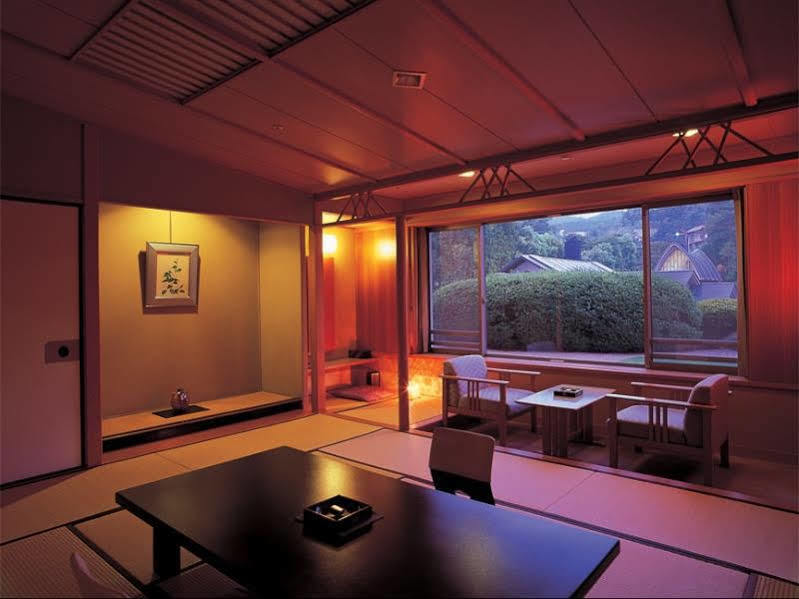 Tamatsukuri Grand Hotel Choseikaku Macue Kültér fotó